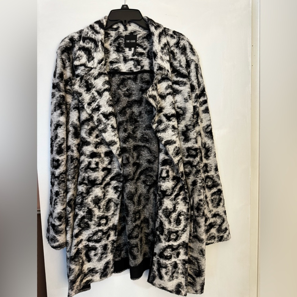 Nice & Zoe jacket- black and white- NWOT